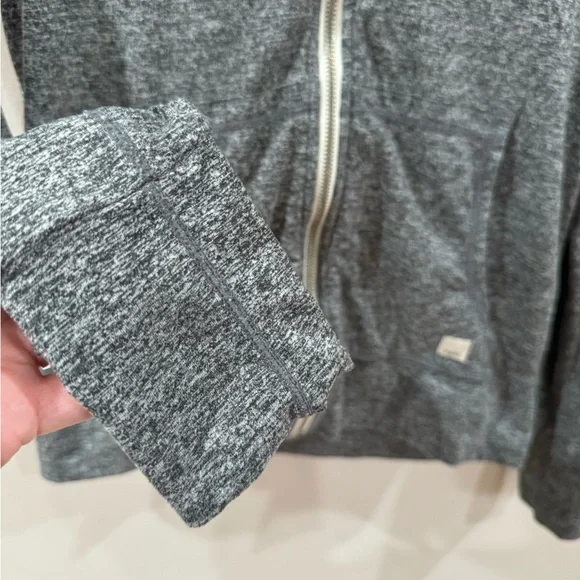 vuori halo performance full-zip hoodie size XS - Picture 10 of 14